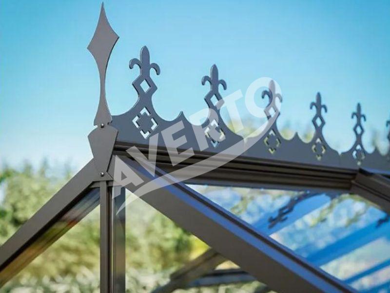 Dekoratiivne ornamentidega katusehari