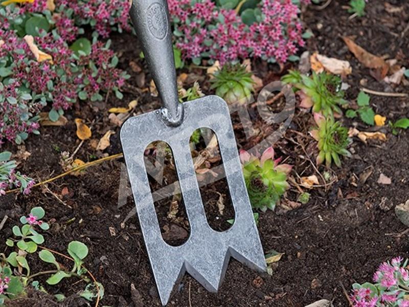 Aialabidas-kahvel 14 cm